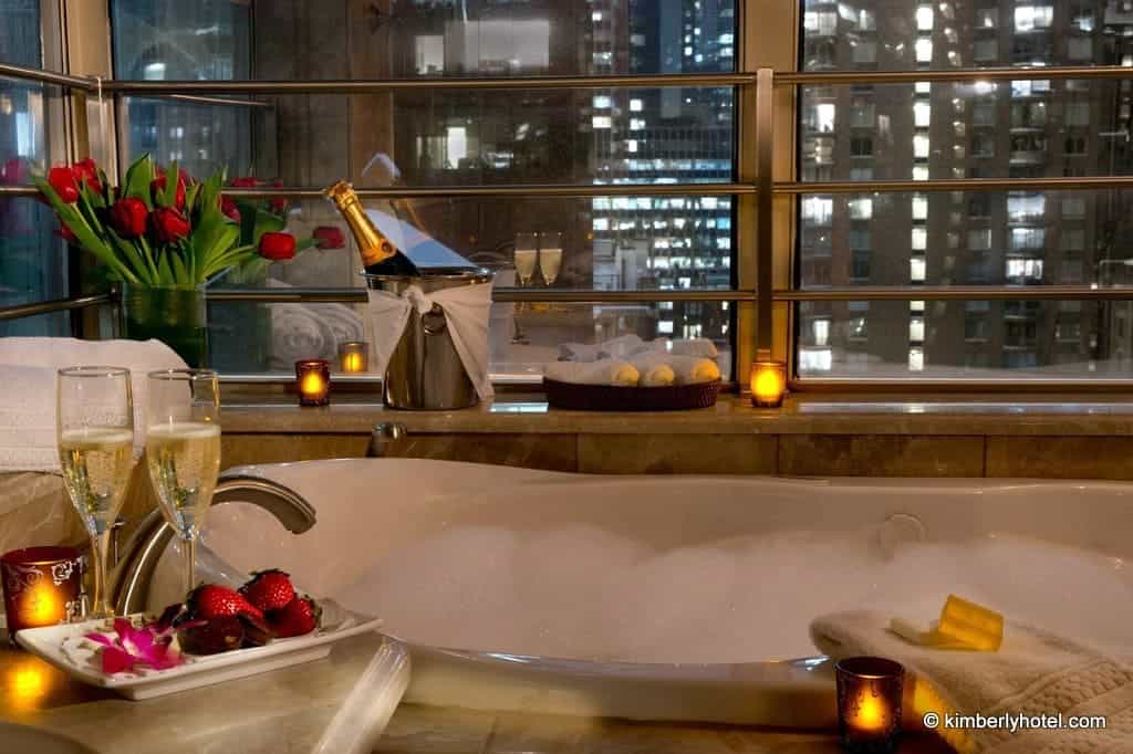 Jacuzzi Hotels Nyc In Room Suites Spa Tubs Romantic Outdoor