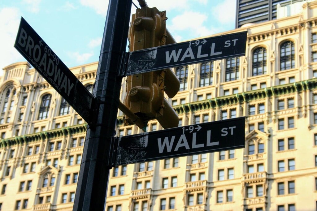 Financial District NYC Free Map|The Oculus NYC|Financial District Downtown Map NYC|The Charging Bull NYC